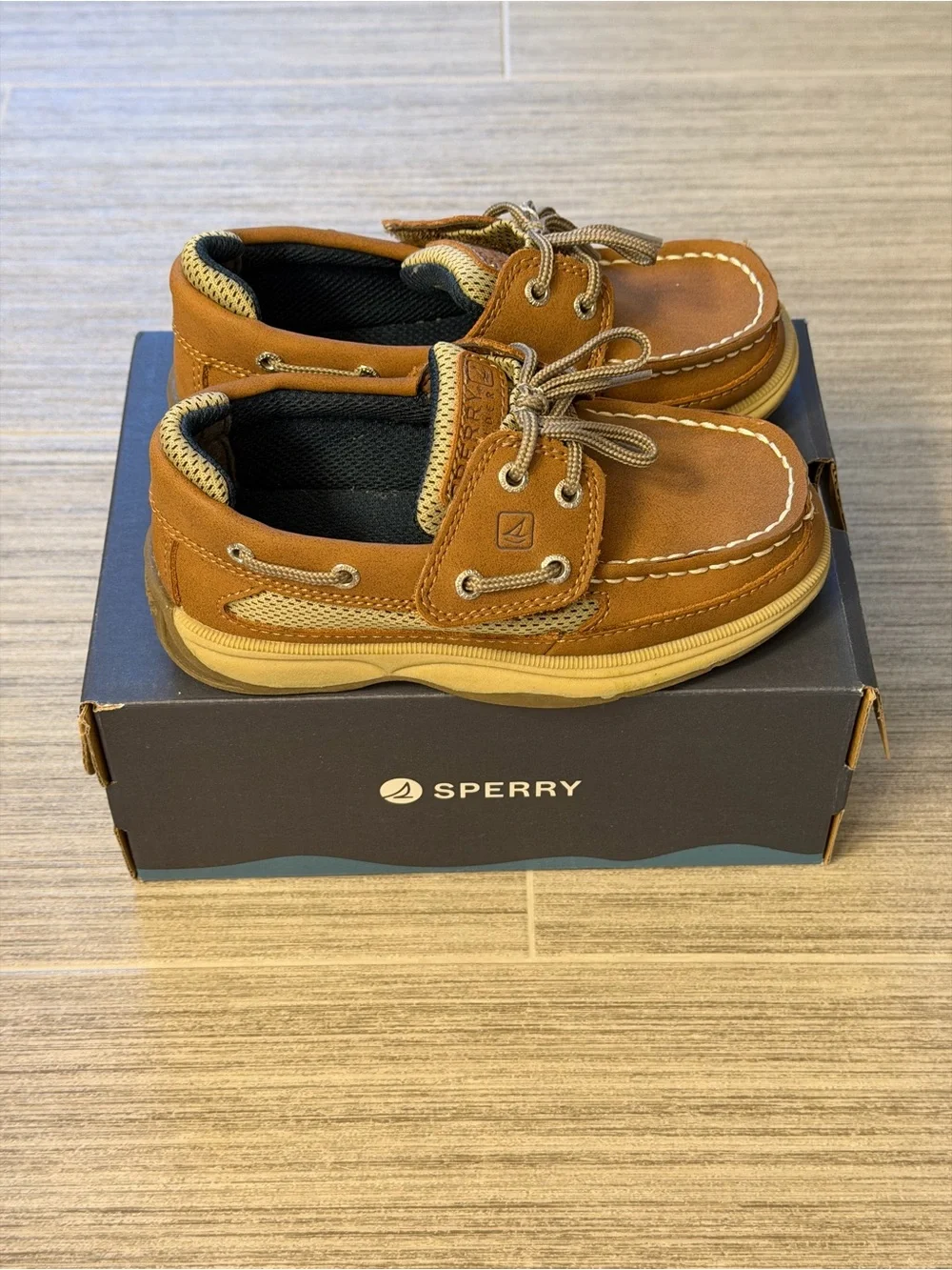 Sperry timeless boat